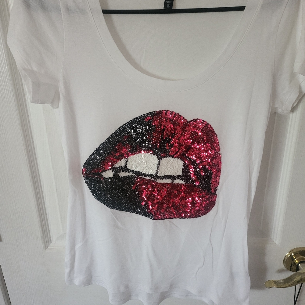 Express White Sequin Short Sleeve Tee